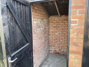 Photo 16- click for photo gallery